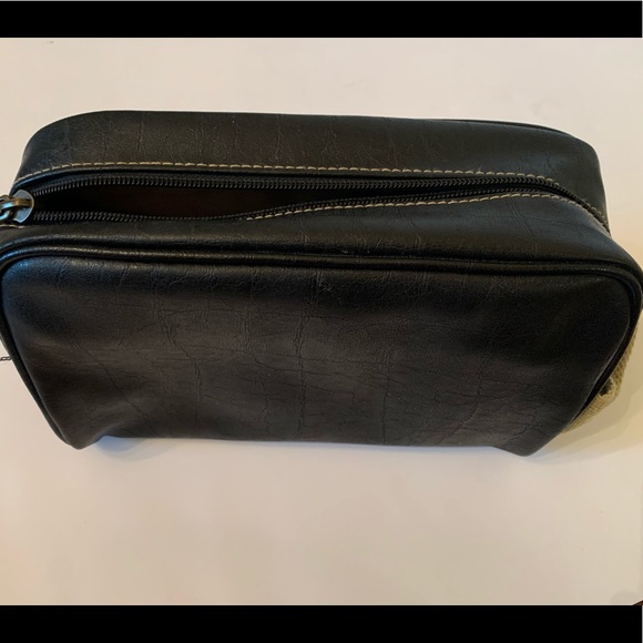 Cole Reaction Bags Cole Reaction Toiletry Bag